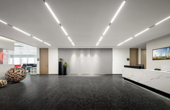 武广商圈/中山公园地铁口直达/精装修带办公家具