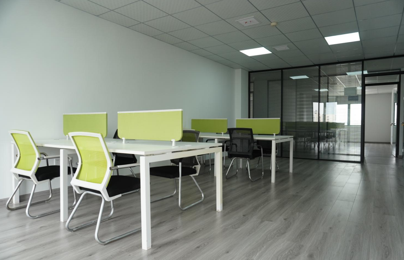 和普众创办公室出租(拎包入住,包物业费)